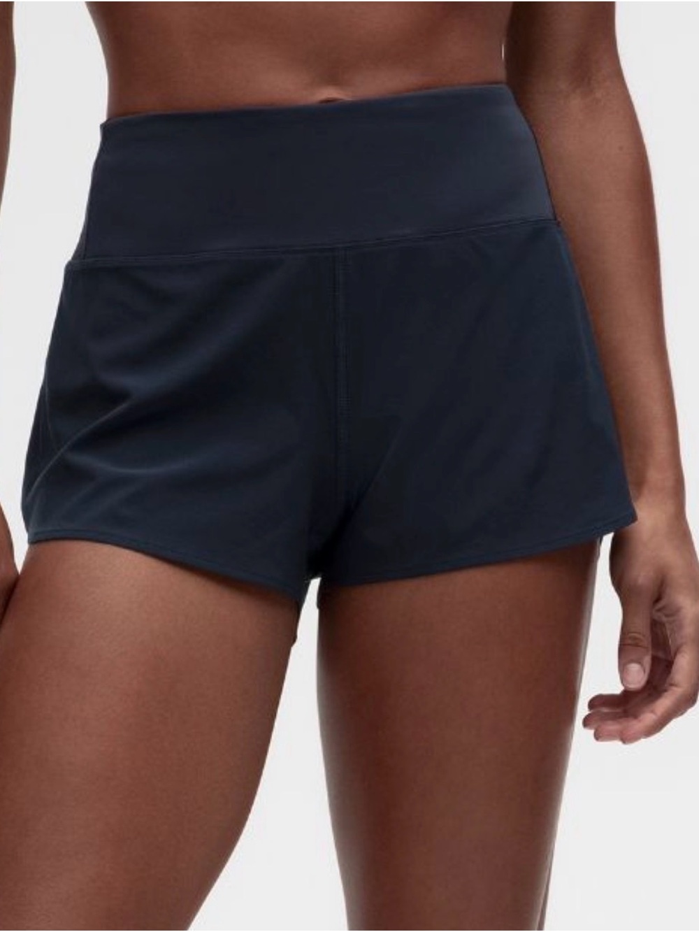 lululemon Speed Up High-Rise Shorts 2.5 inches size 6 like new!